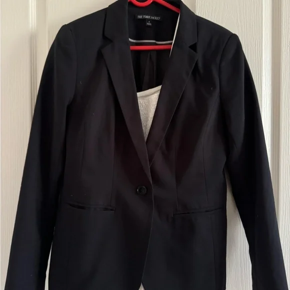 Black women’s suit jacket The Torie Jacket Size 6 for office official - Picture 4 of 4